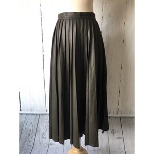 ZARA pleated vegan leather midi skirt Size XS